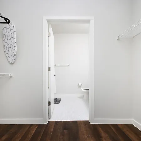 Apartamento Modern 2Br Retreat- Prkng,Near Rvrwlk & Conv Ctr